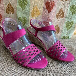 Lucca Lane Haldene Leather Wedge Sandal Women's 10m